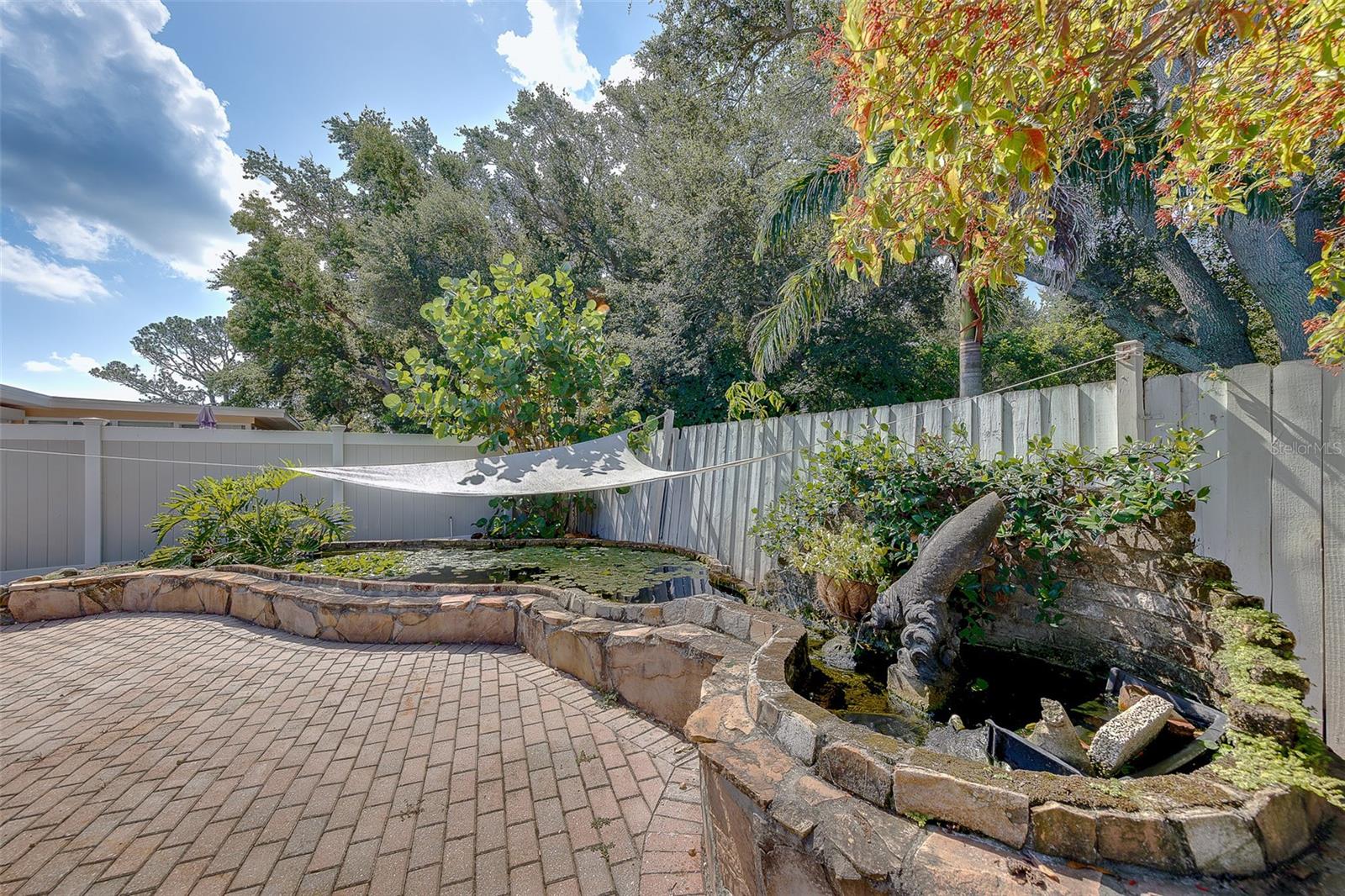 URBAN LAKE ESTATES 2ND ADD - Residential