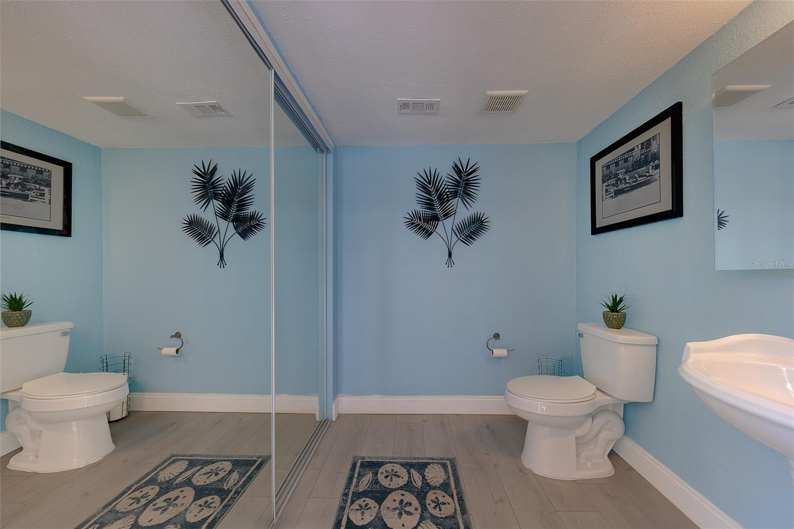 URBAN LAKE ESTATES 2ND ADD - Residential