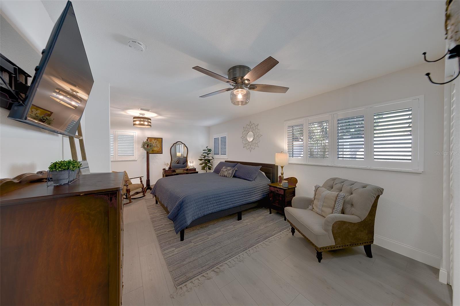 URBAN LAKE ESTATES 2ND ADD - Residential
