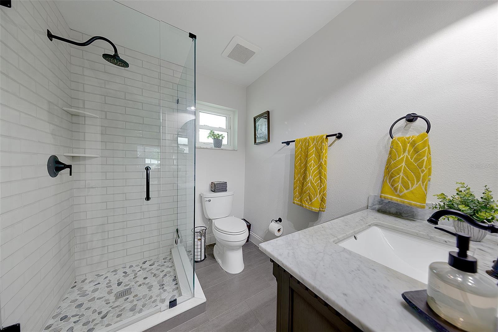 URBAN LAKE ESTATES 2ND ADD - Residential