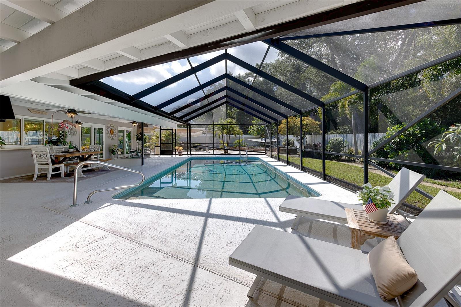 URBAN LAKE ESTATES 2ND ADD - Residential