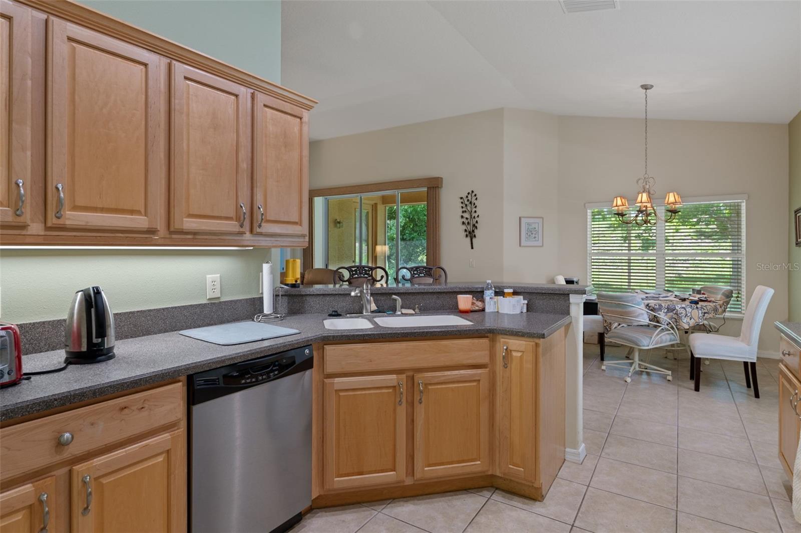 WOODVIEW VILLAS 02 - Residential