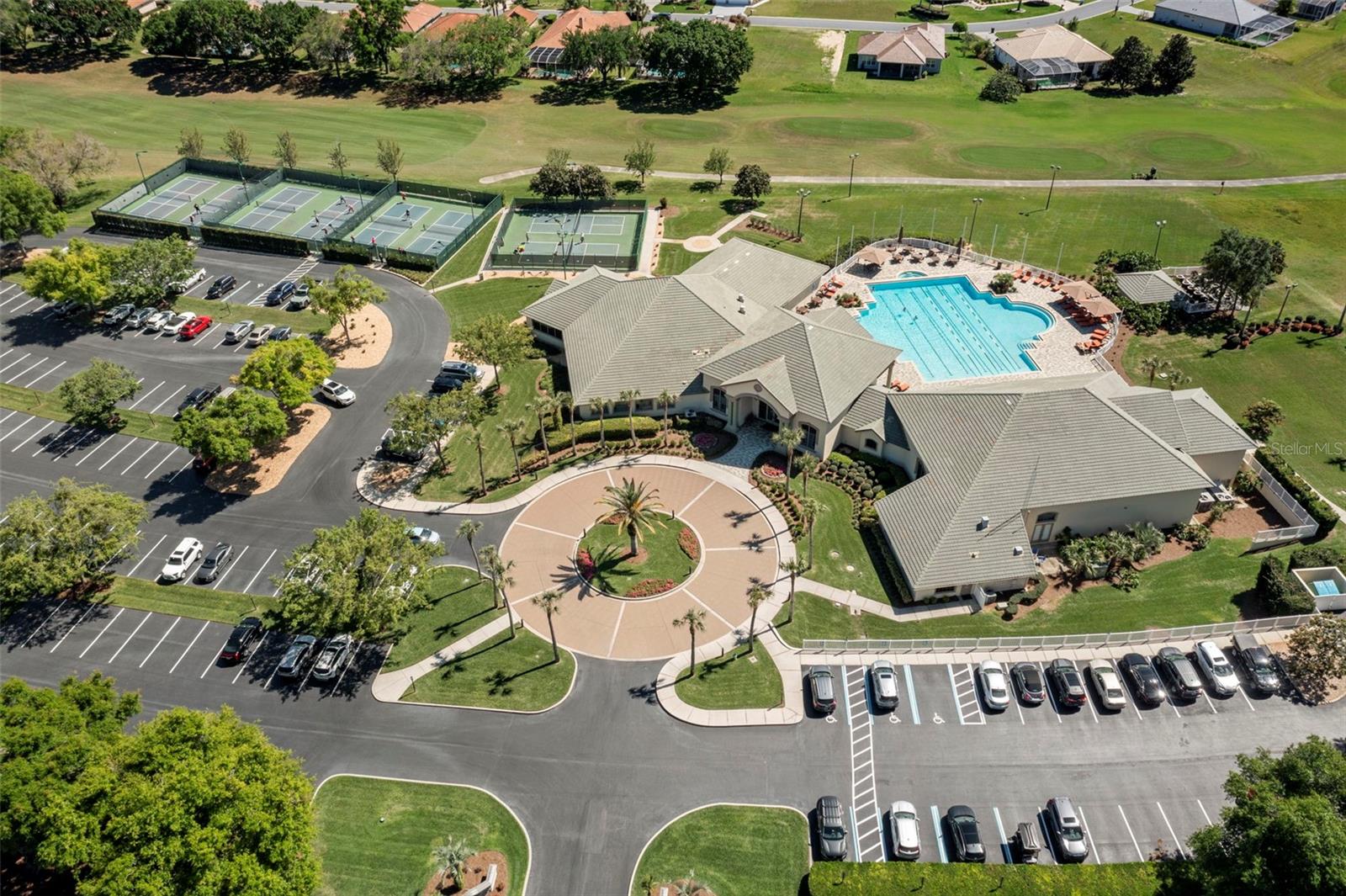 WOODVIEW VILLAS 02 - Residential