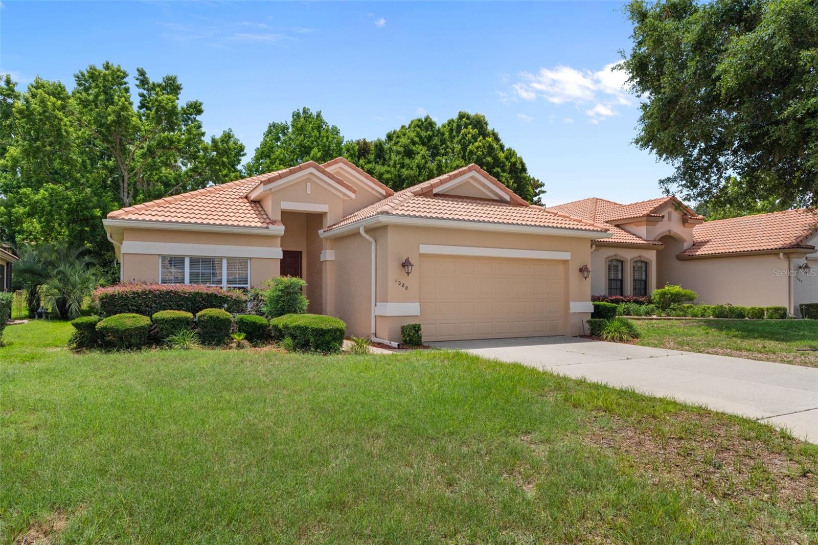 WOODVIEW VILLAS 02 - Residential