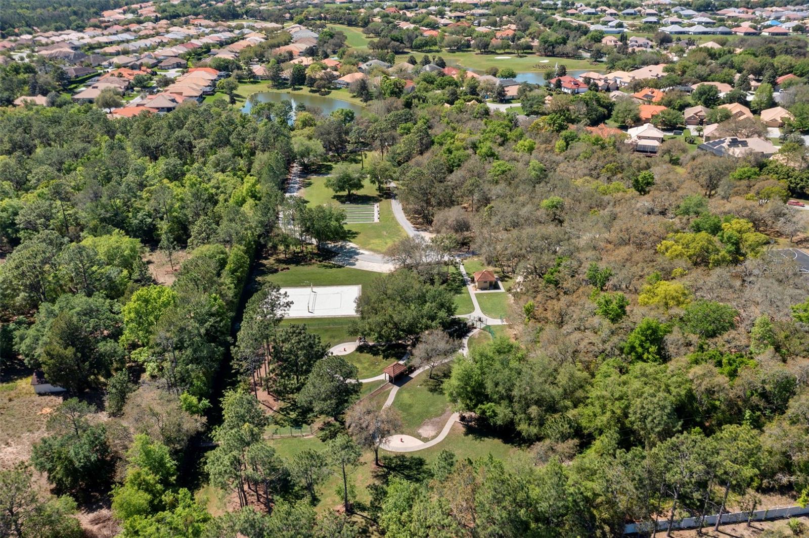 WOODVIEW VILLAS 02 - Residential