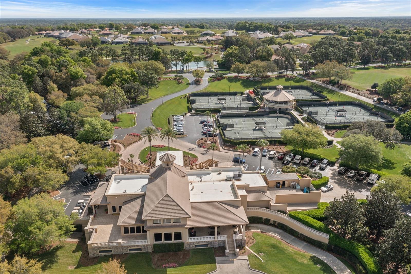 WOODVIEW VILLAS 02 - Residential