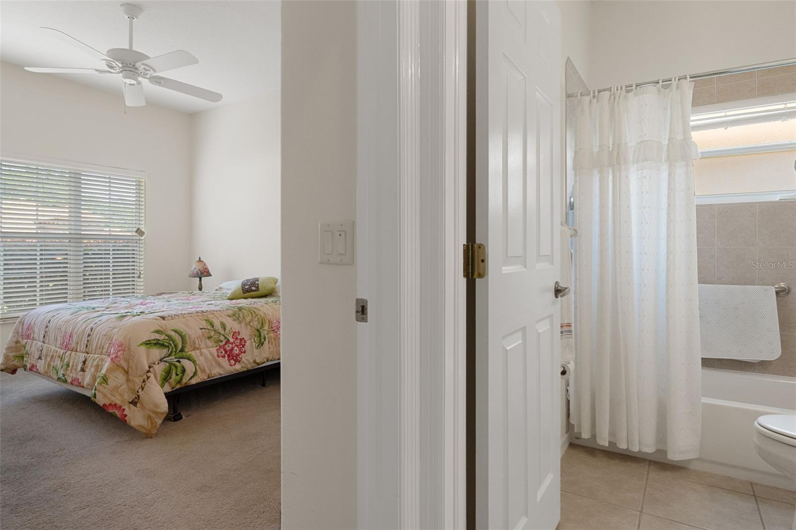 WOODVIEW VILLAS 02 - Residential
