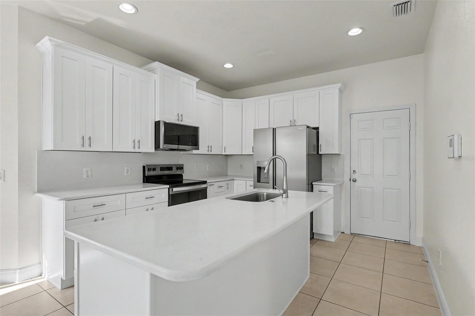 SADDLE CREEK PH 01 - Residential
