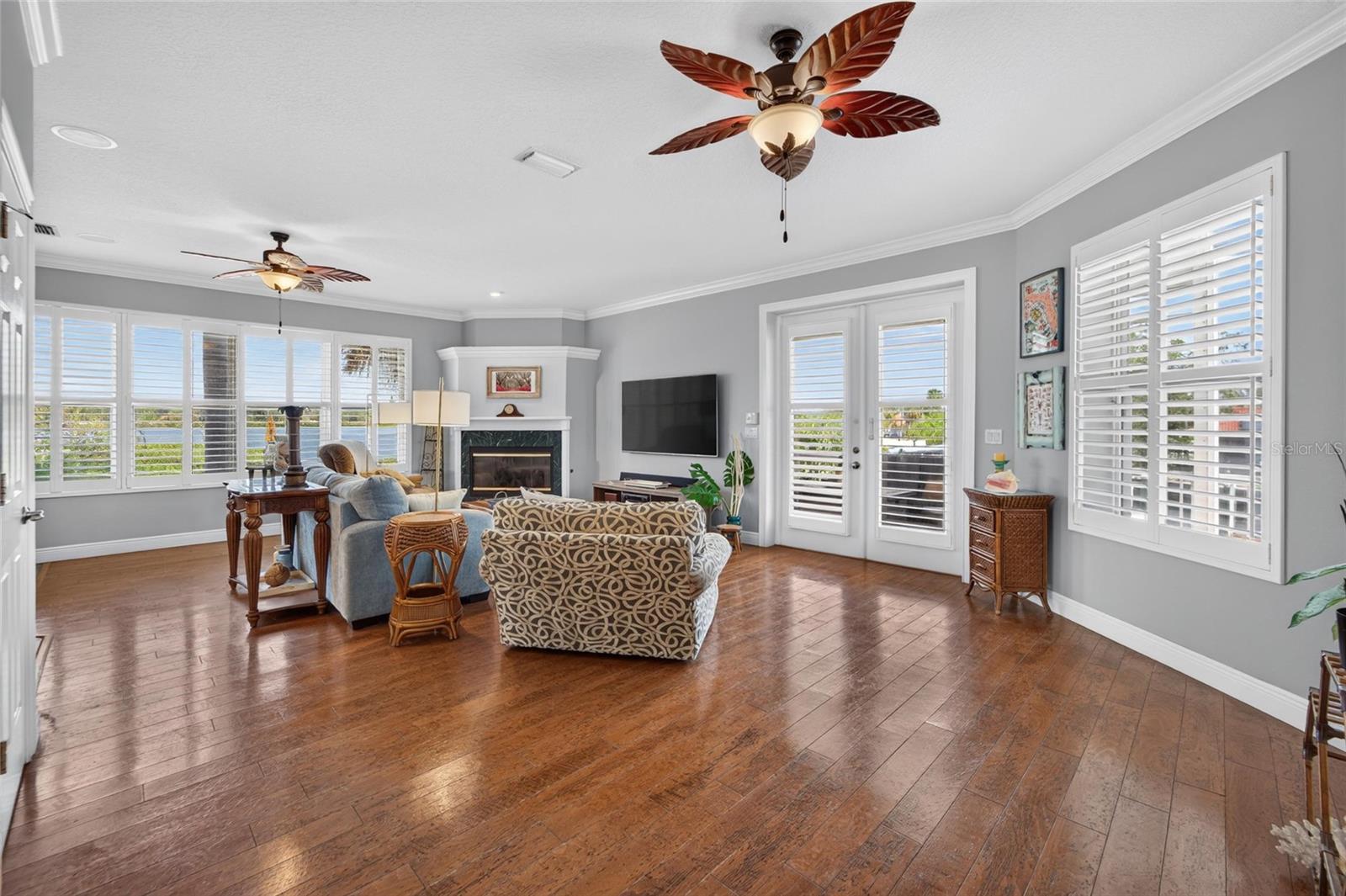 WHITCOMB POINT - Residential