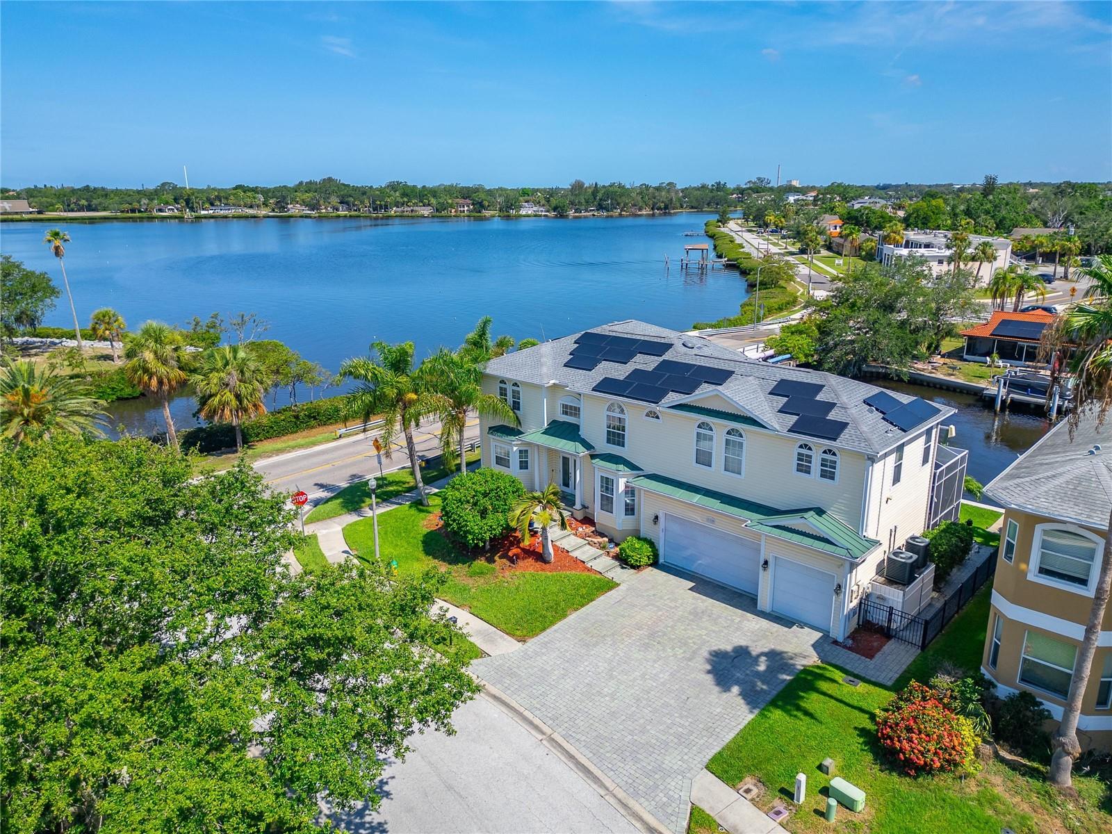 WHITCOMB POINT - Residential
