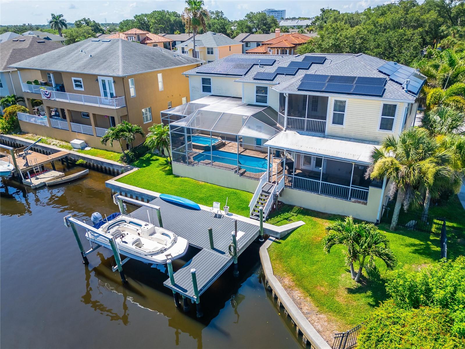 WHITCOMB POINT - Residential