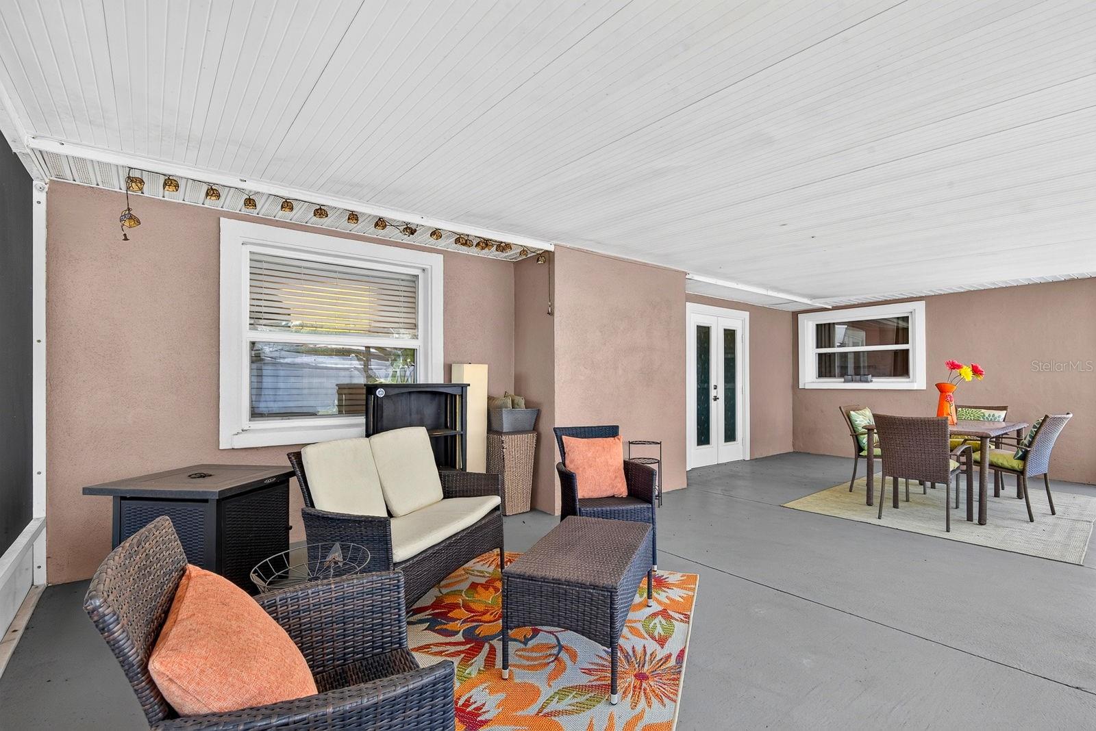 FLORAL PARK HOMESTEADS - Residential