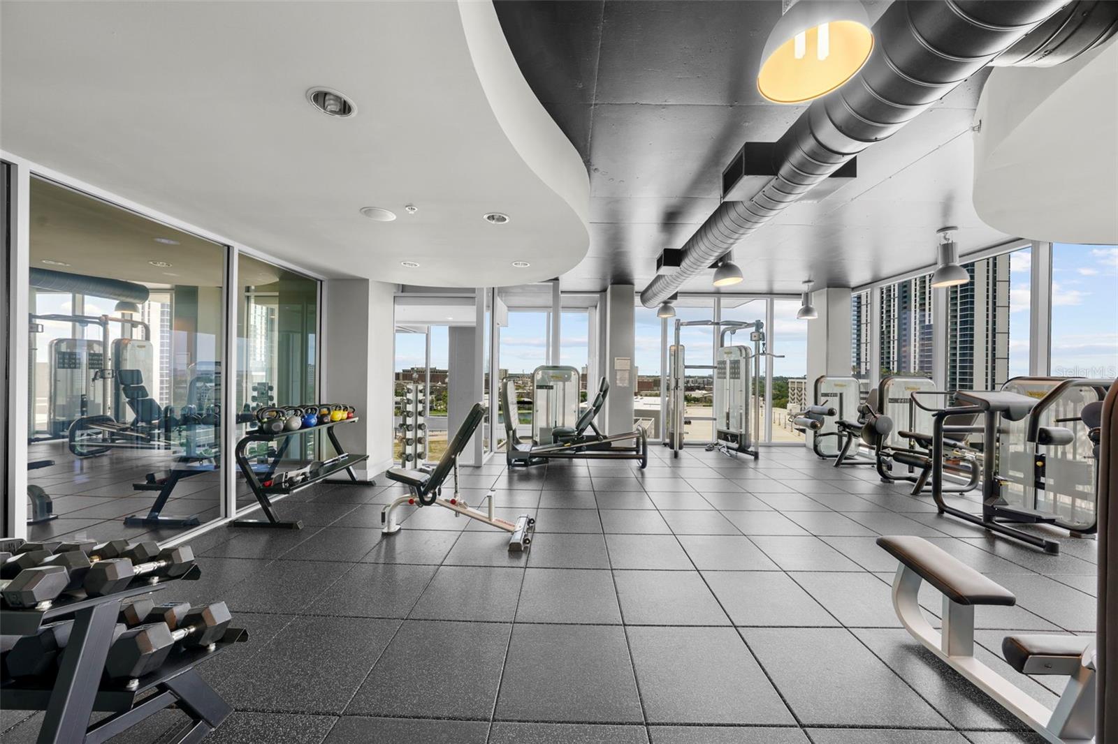 SKYPOINT A CONDO - Residential