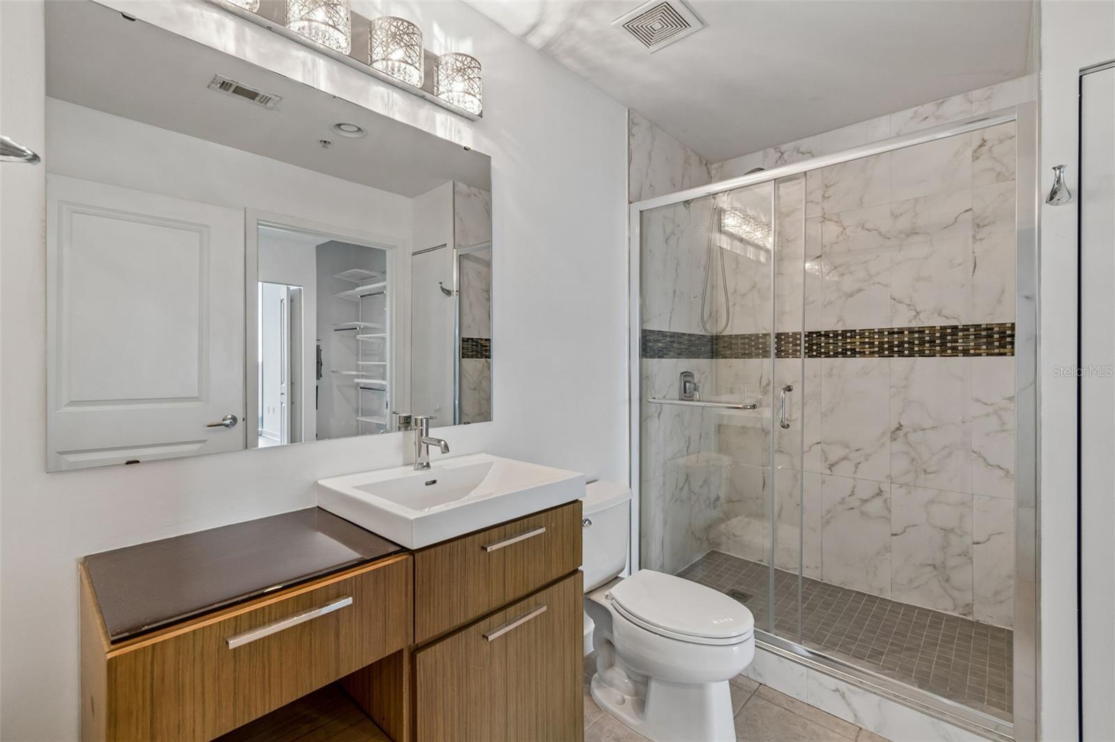 SKYPOINT A CONDO - Residential
