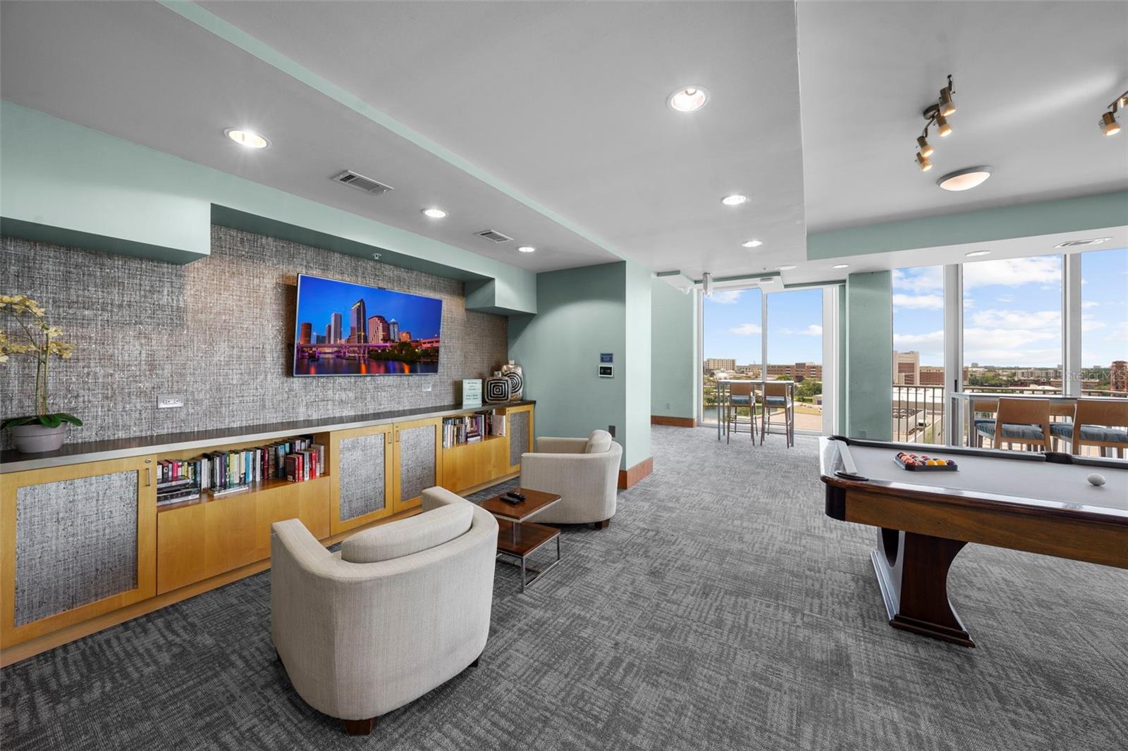 SKYPOINT A CONDO - Residential