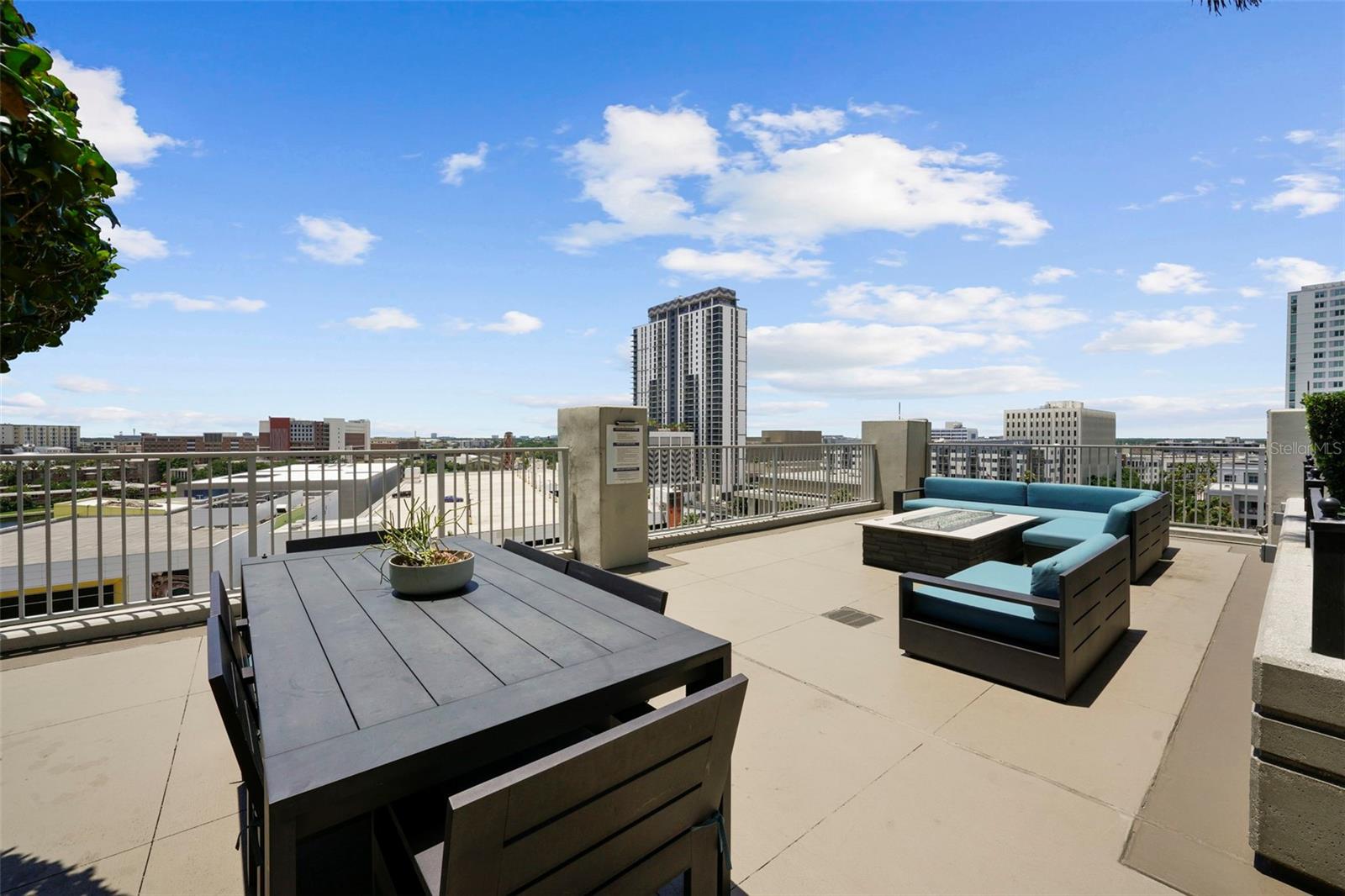 SKYPOINT A CONDO - Residential