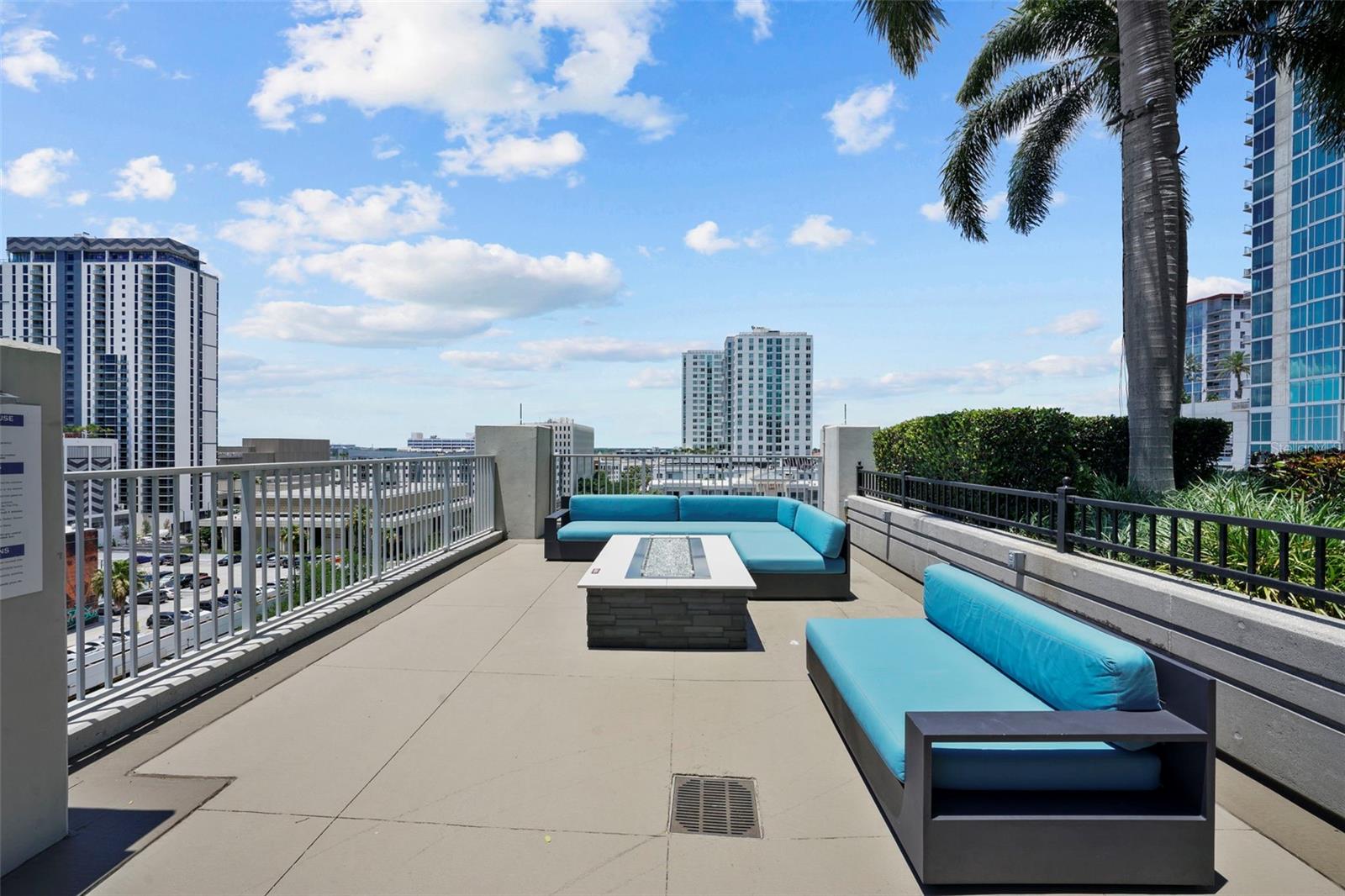 SKYPOINT A CONDO - Residential