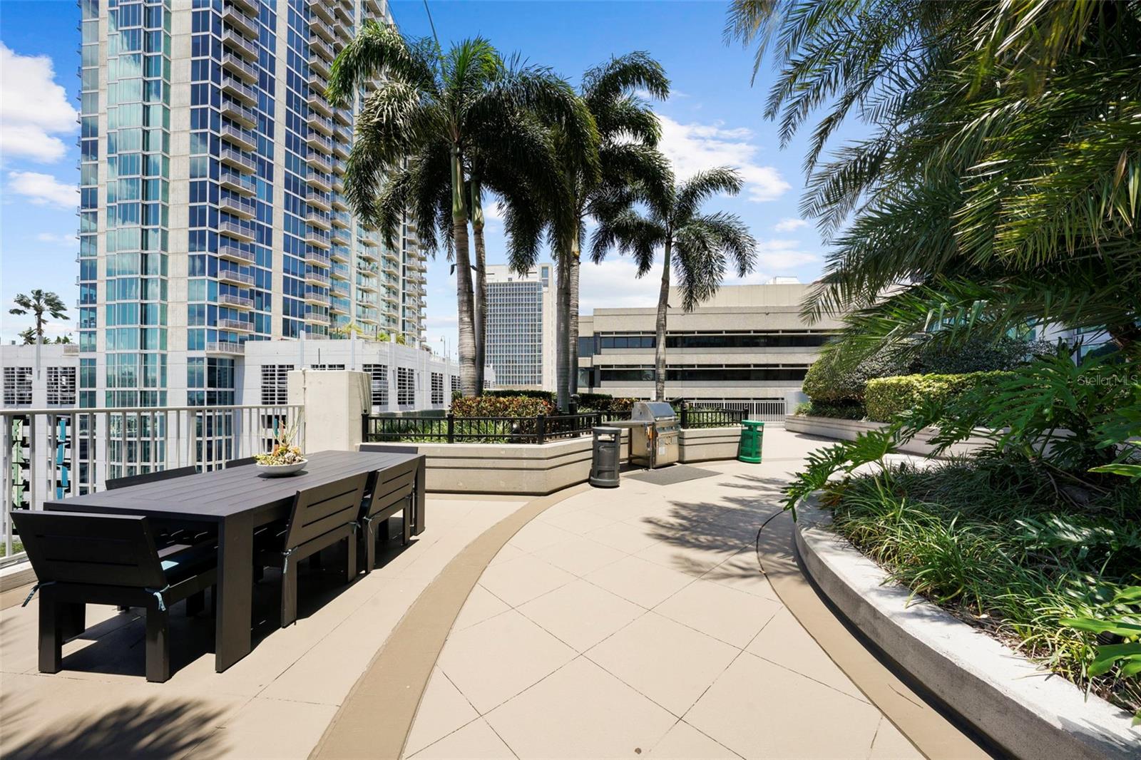 SKYPOINT A CONDO - Residential