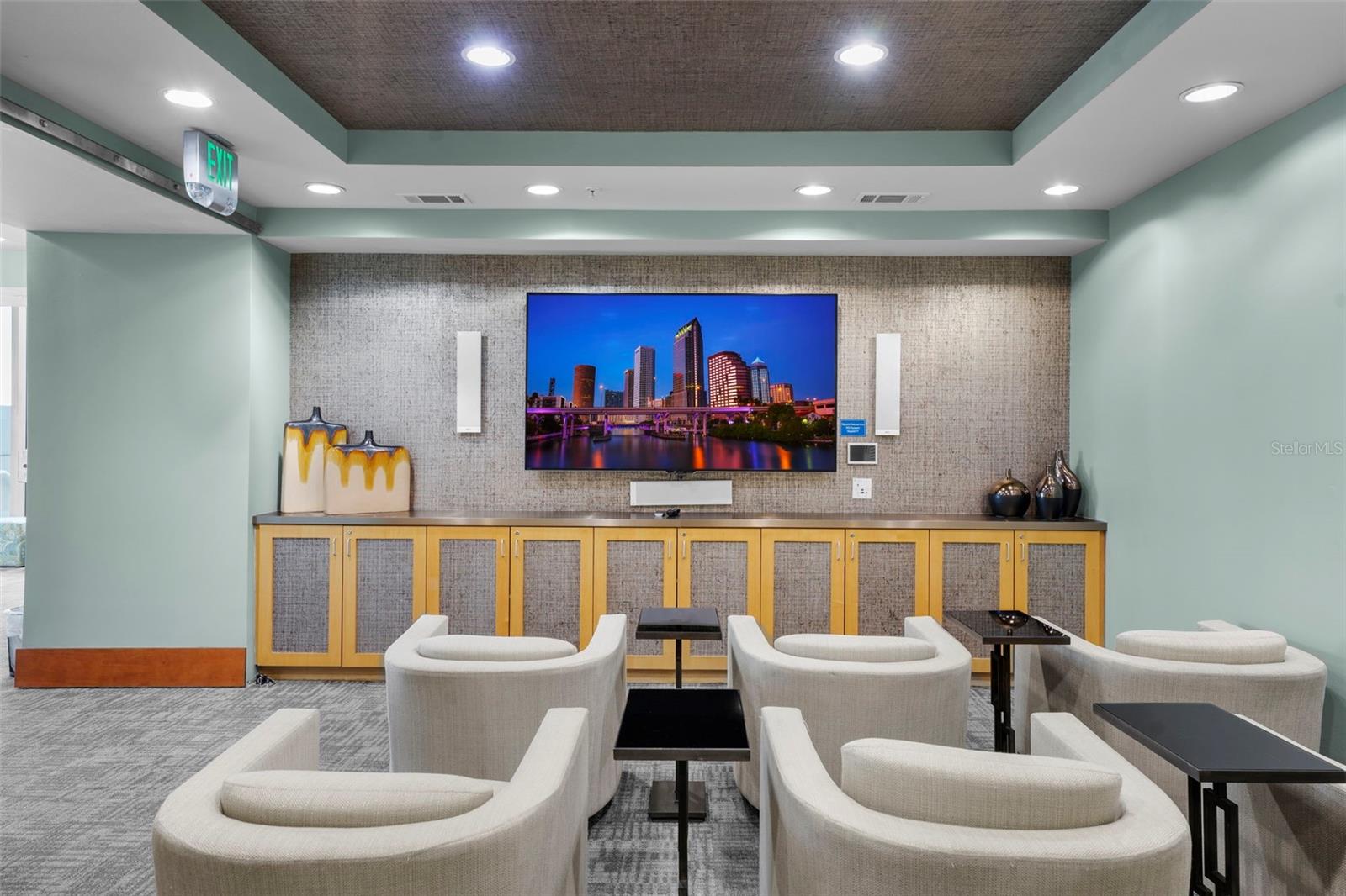 SKYPOINT A CONDO - Residential