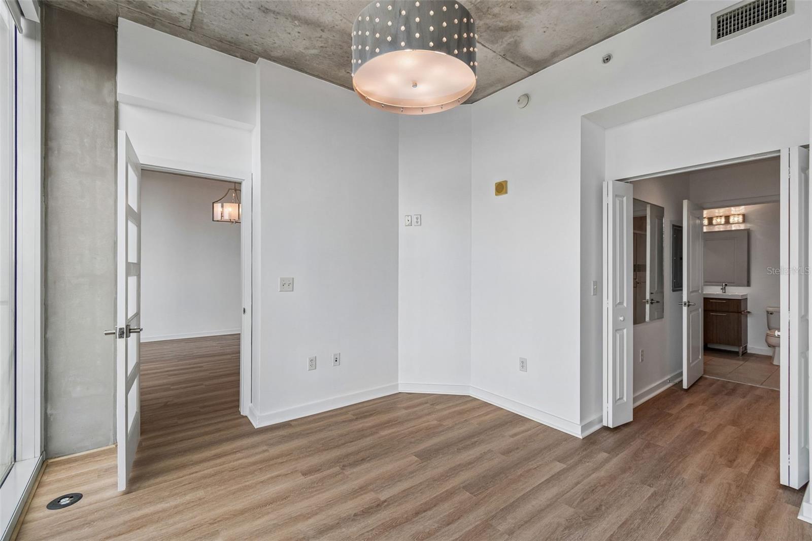 SKYPOINT A CONDO - Residential