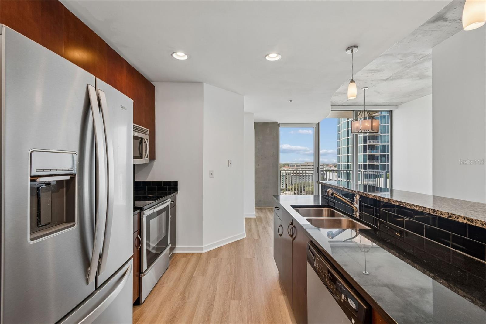 SKYPOINT A CONDO - Residential