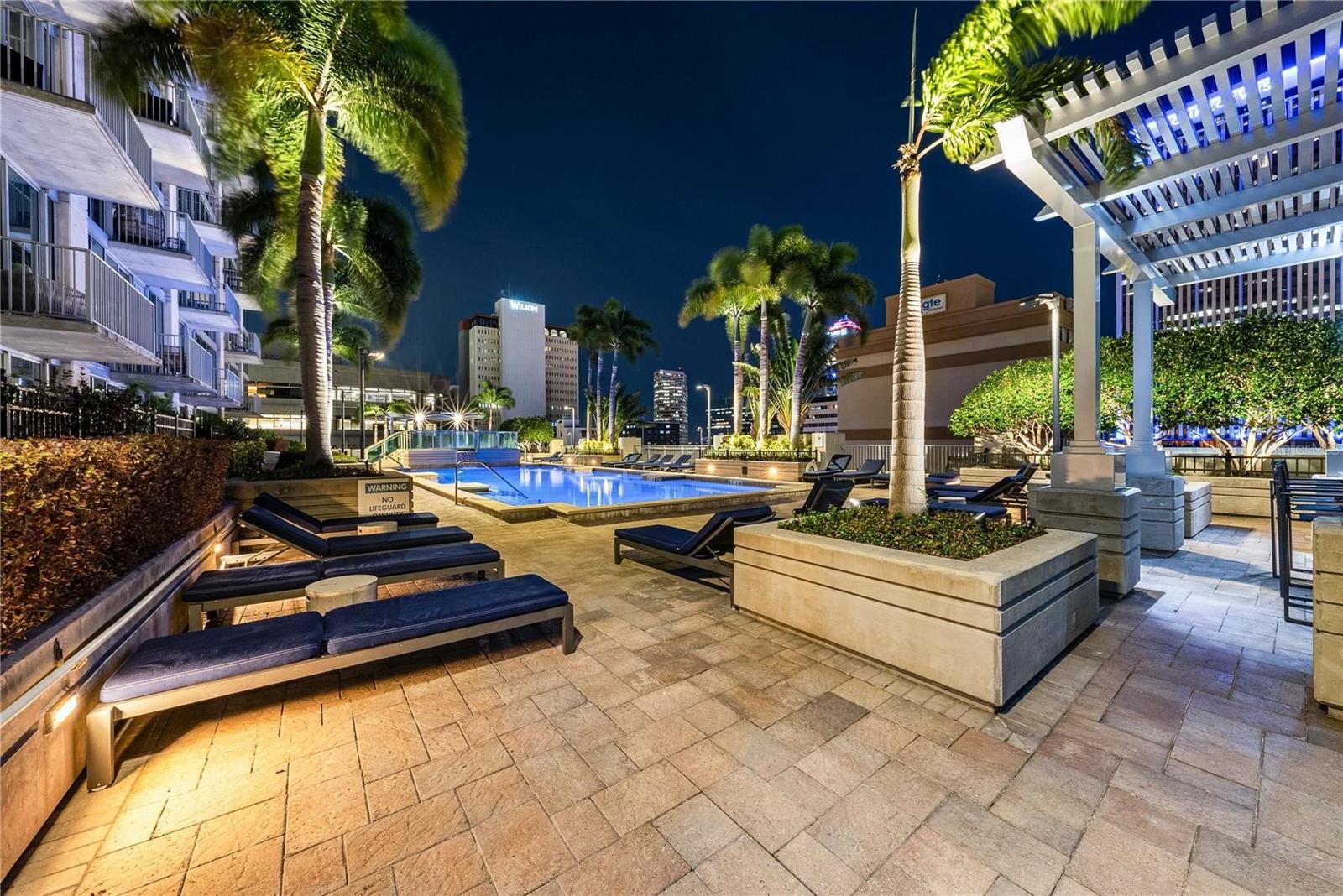 SKYPOINT A CONDO - Residential