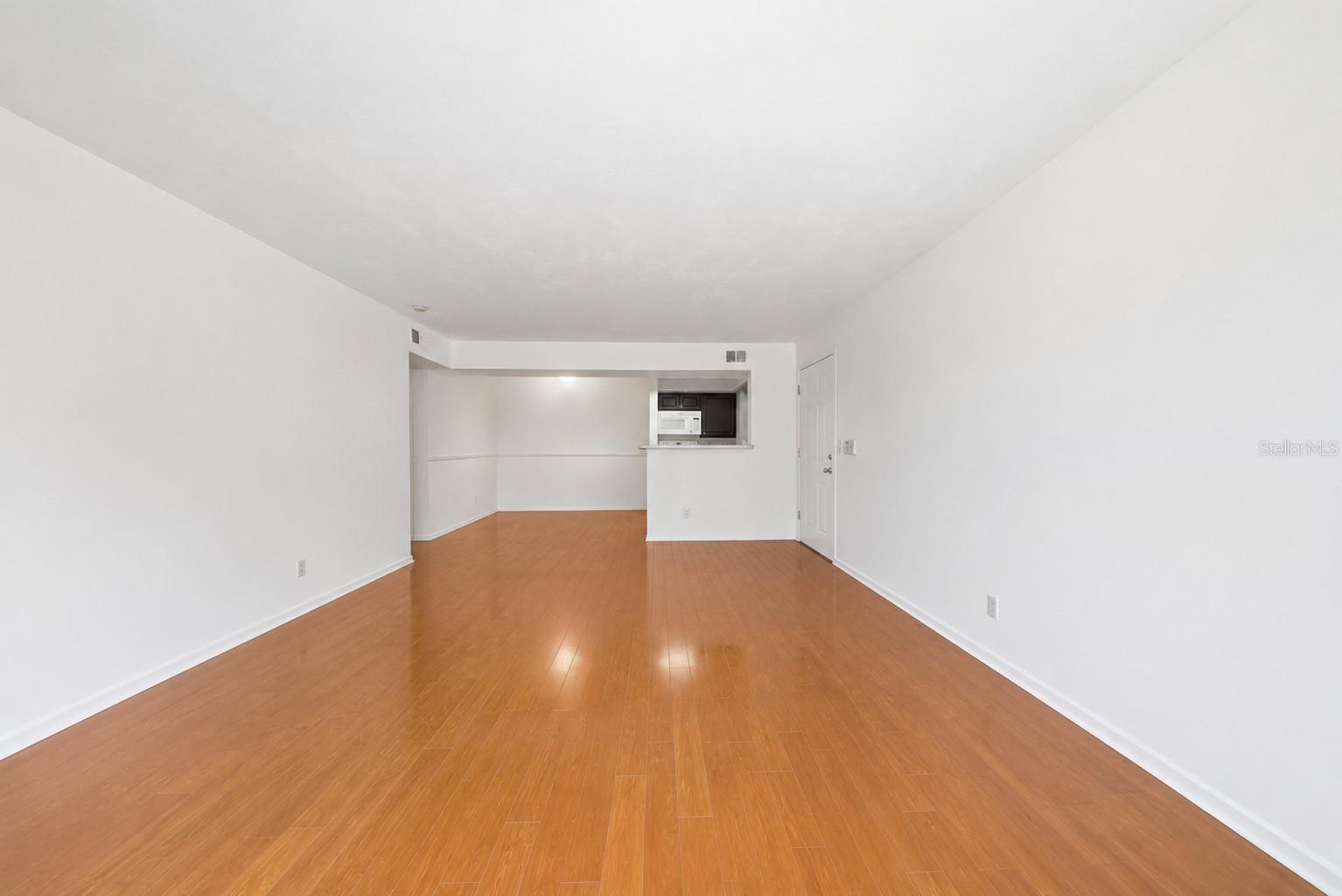 VANTAGE POINT CONDO - Residential Lease