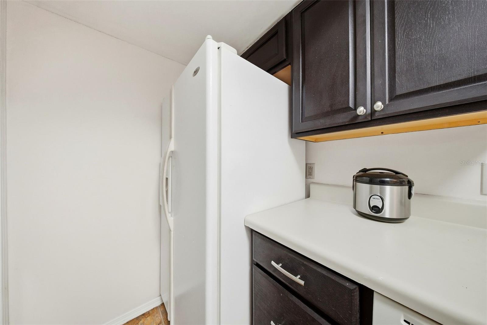 VANTAGE POINT CONDO - Residential Lease