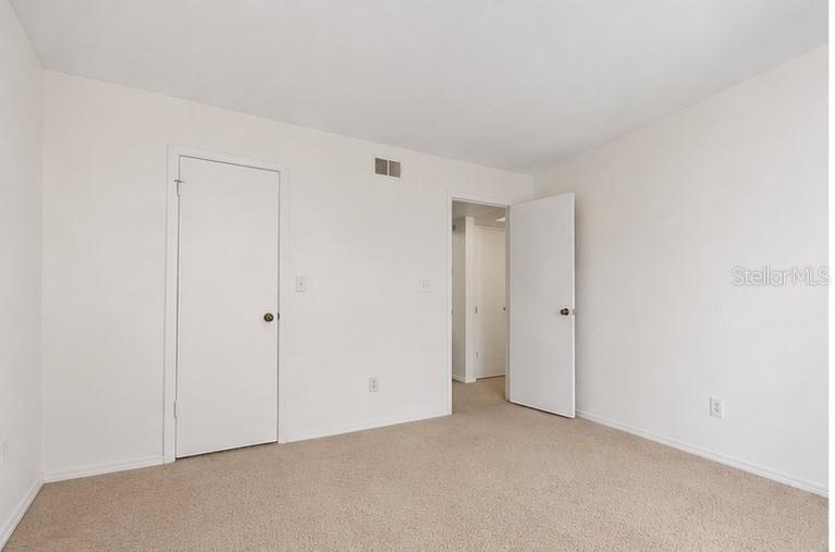 VANTAGE POINT CONDO - Residential Lease