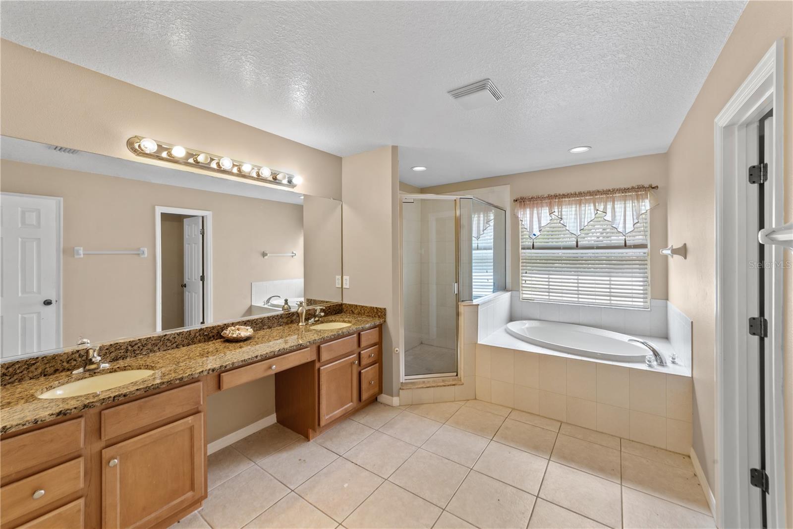 BARRINGTON RIDGE PH 1C - Residential