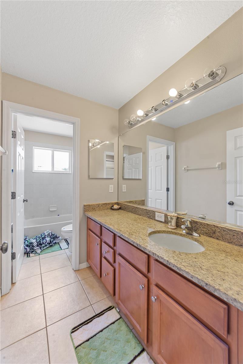 BARRINGTON RIDGE PH 1C - Residential