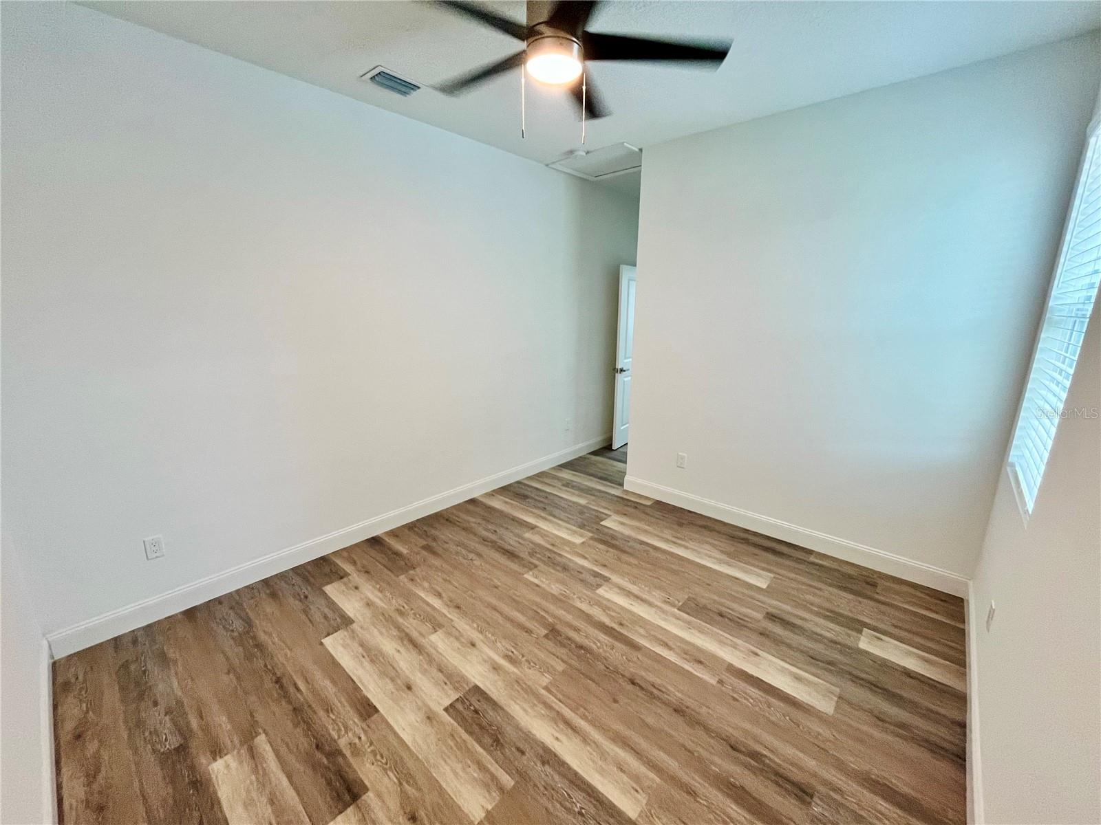 LAKEWOOD VILLAS - Residential