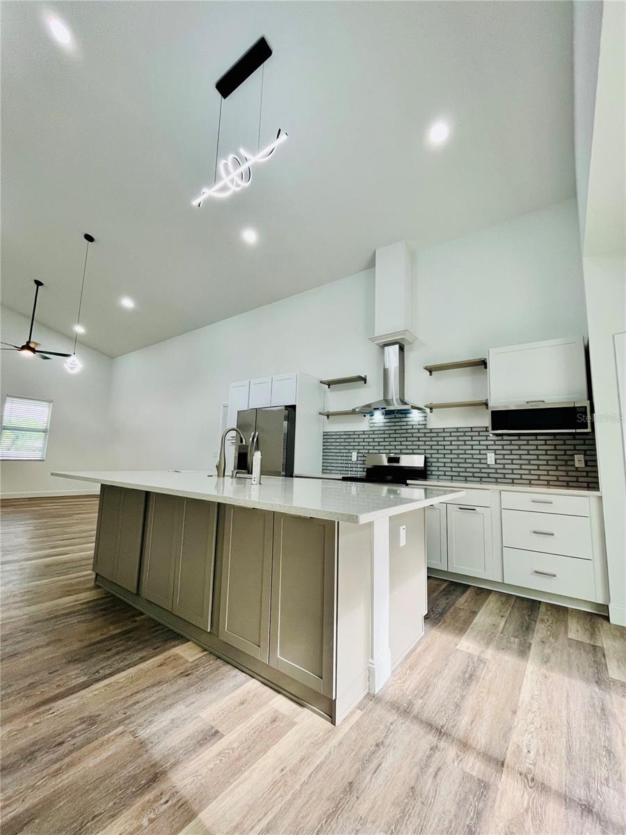 LAKEWOOD VILLAS - Residential