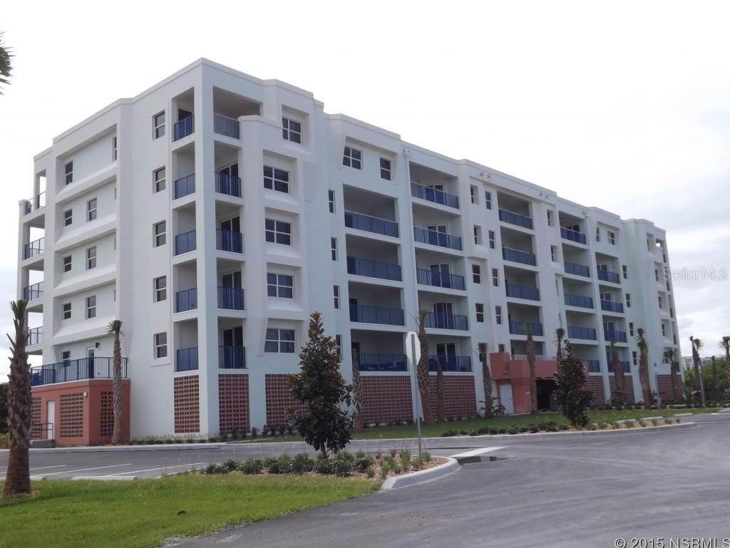 BRAND NEW 3 BEDROOM 2 BATH UNIT LOCATED IN THE NEWEST BUILDING IN OCEANWALK. LOADED WITH UPGRADES. READY FOR OCCUPANCY. GREAT VIEW OF THE OCEAN. ;LocationDescription: Condo ;Water: City