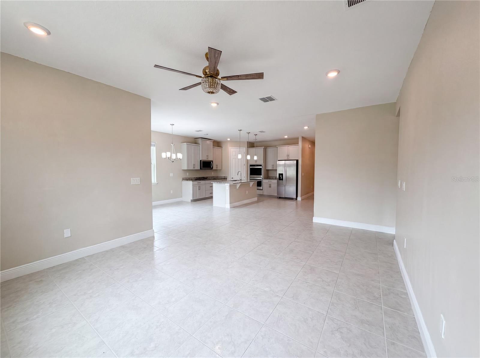 VENEZIA SOUTH - Residential