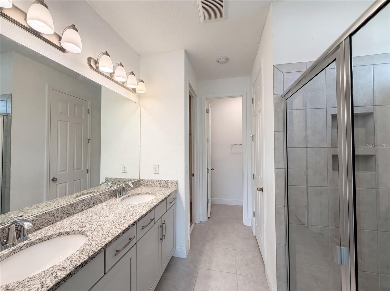 VENEZIA SOUTH - Residential