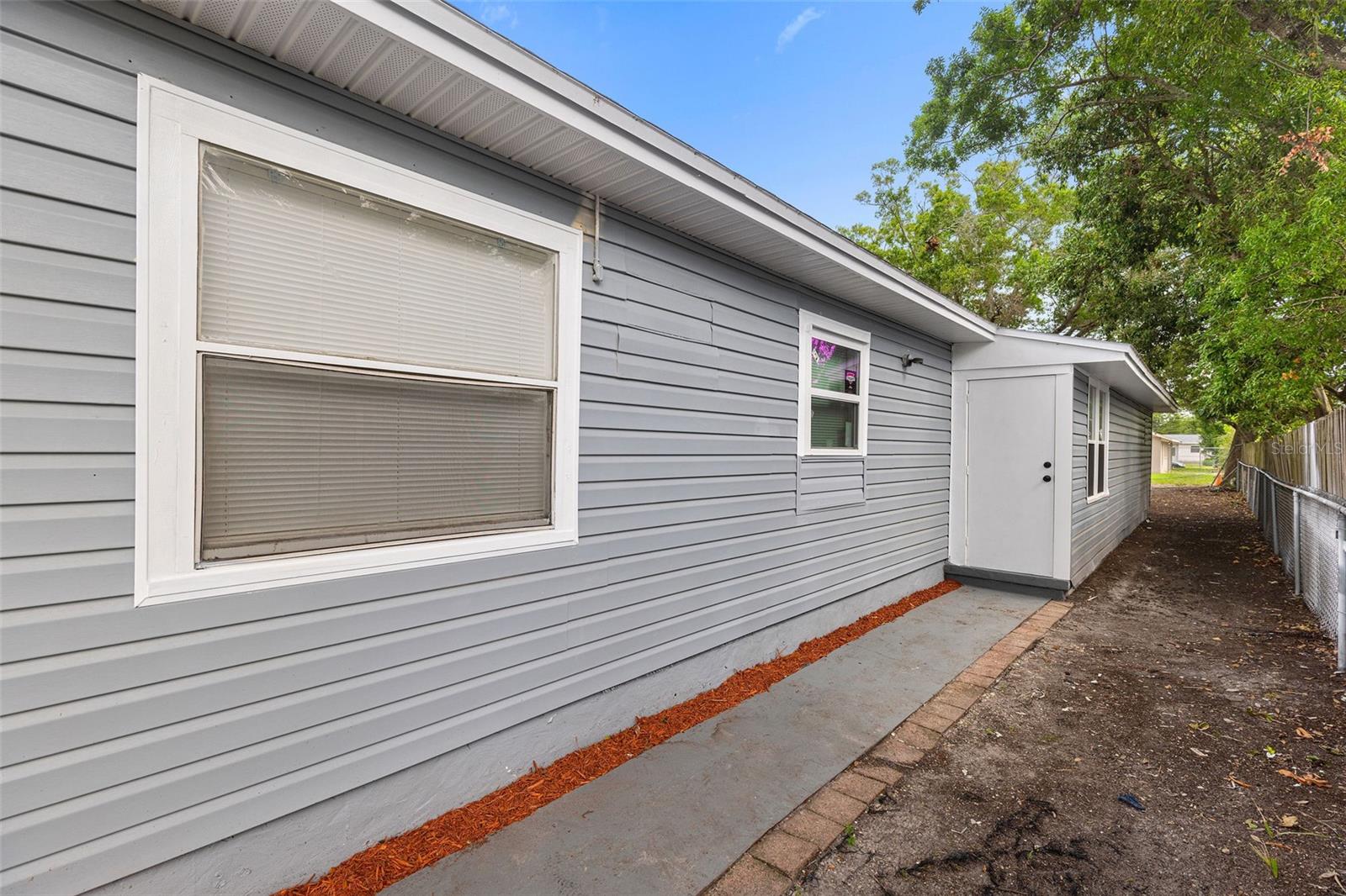 HALLS CENTRAL AVE 3 - Residential