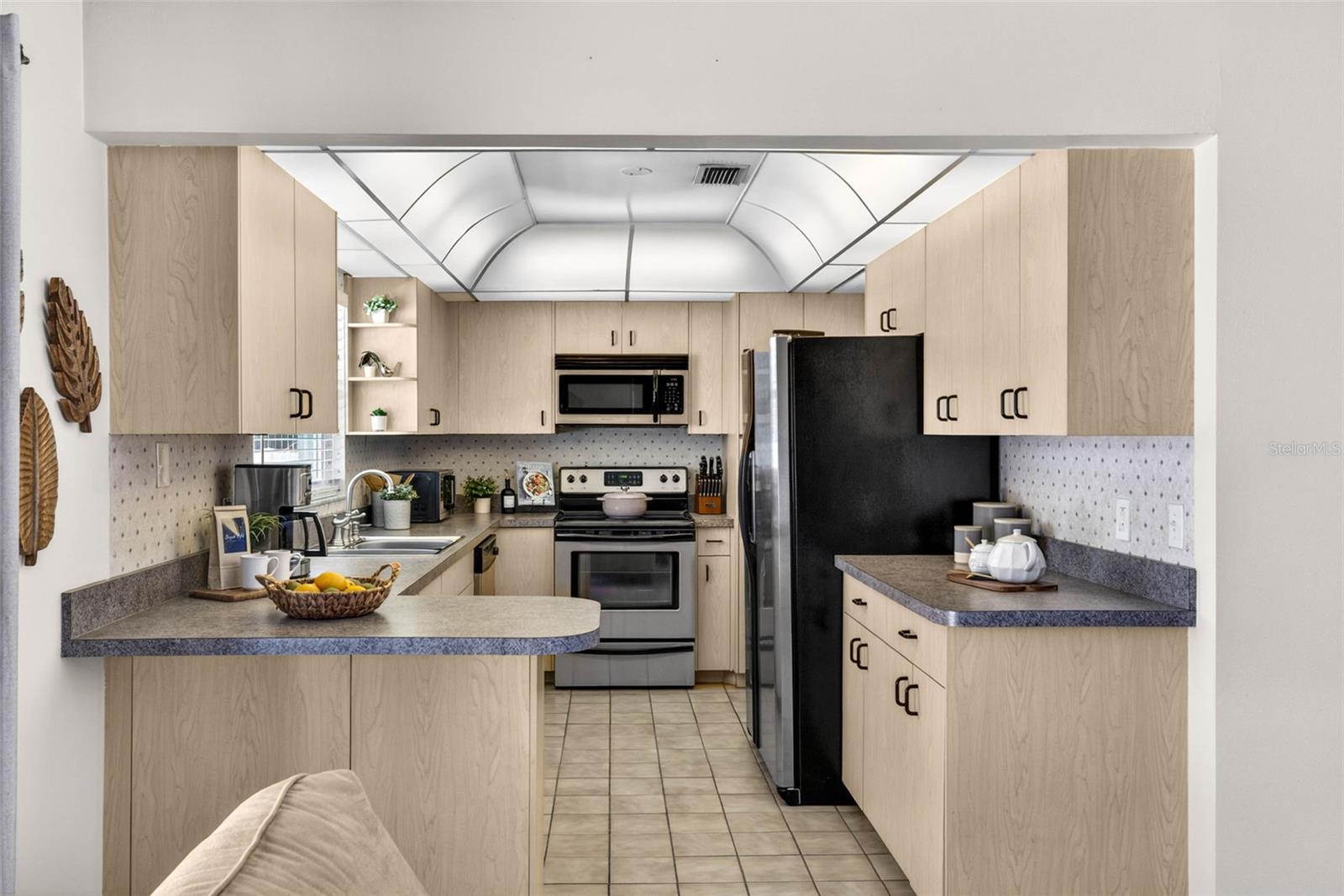 SHORE ACRES SEC TWIN LAKES AD - Residential