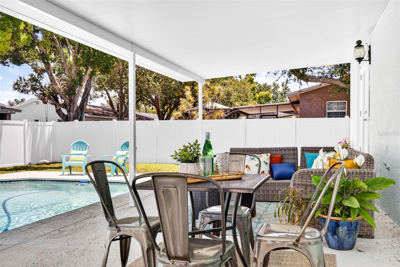 SHORE ACRES SEC TWIN LAKES AD - Residential
