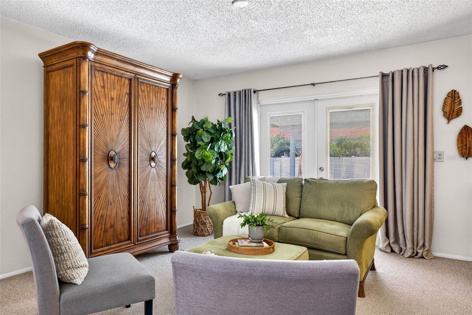 SHORE ACRES SEC TWIN LAKES AD - Residential