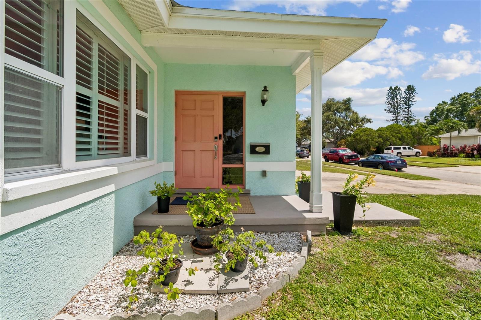 SHORE ACRES SEC TWIN LAKES AD - Residential
