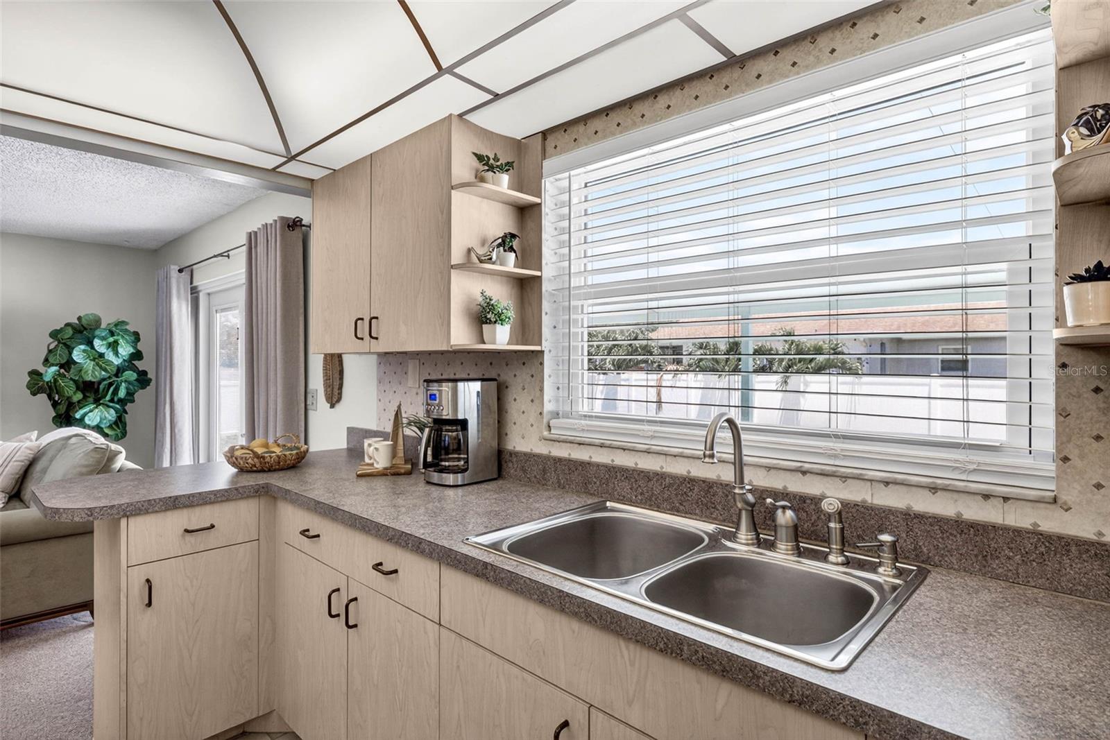 SHORE ACRES SEC TWIN LAKES AD - Residential