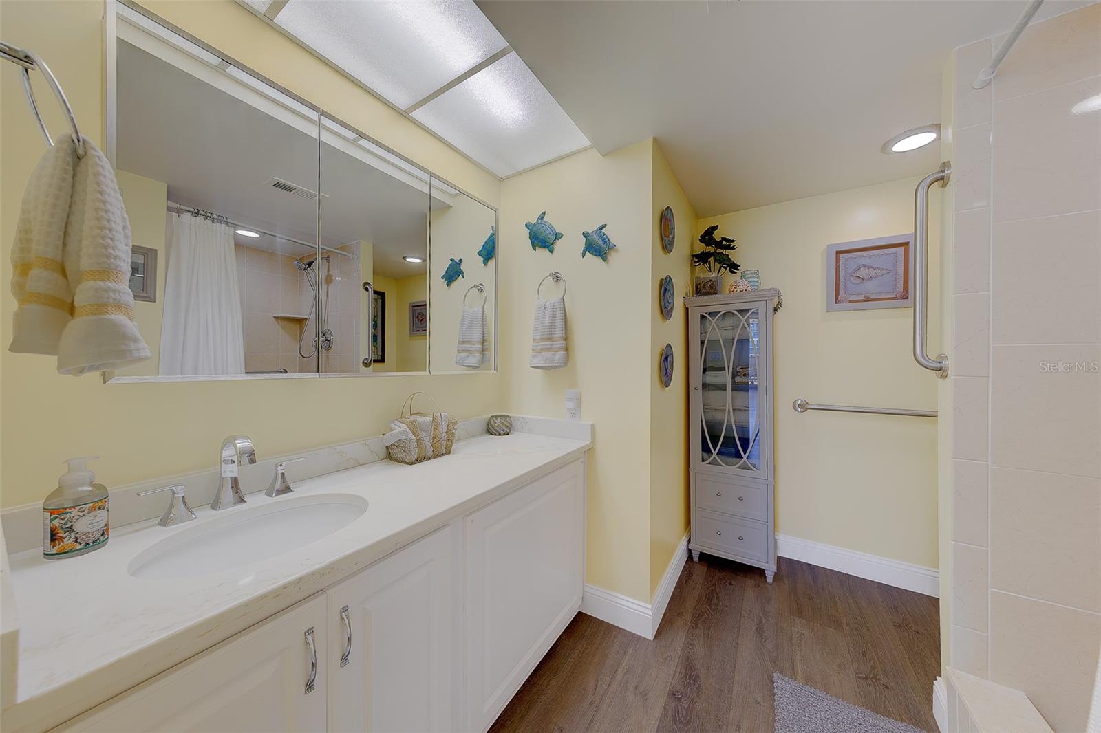 SAND KEY CONDO-SOUTH BEACH - Residential