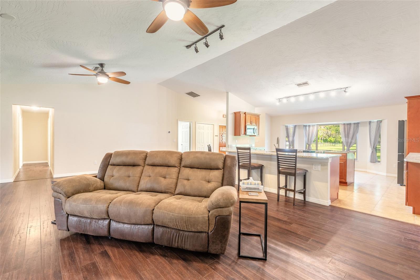 TURNBULL BAY ESTATE UNREC 906 - Residential
