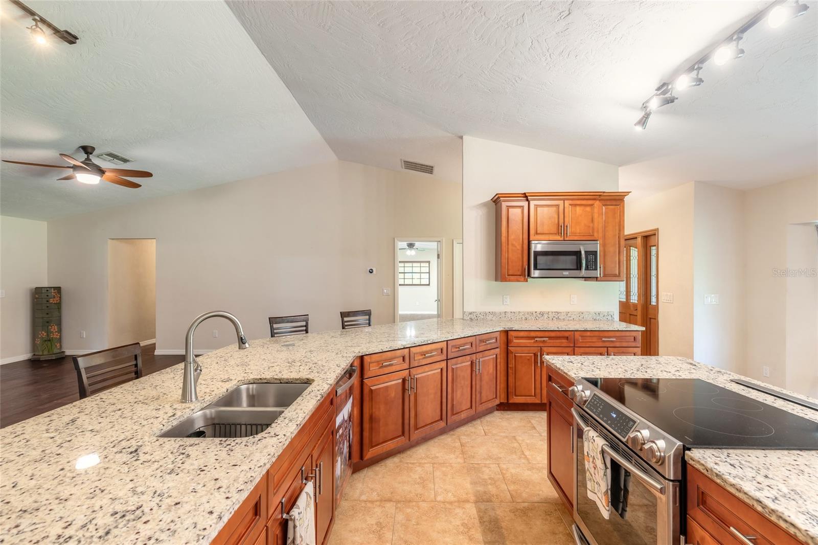 TURNBULL BAY ESTATE UNREC 906 - Residential