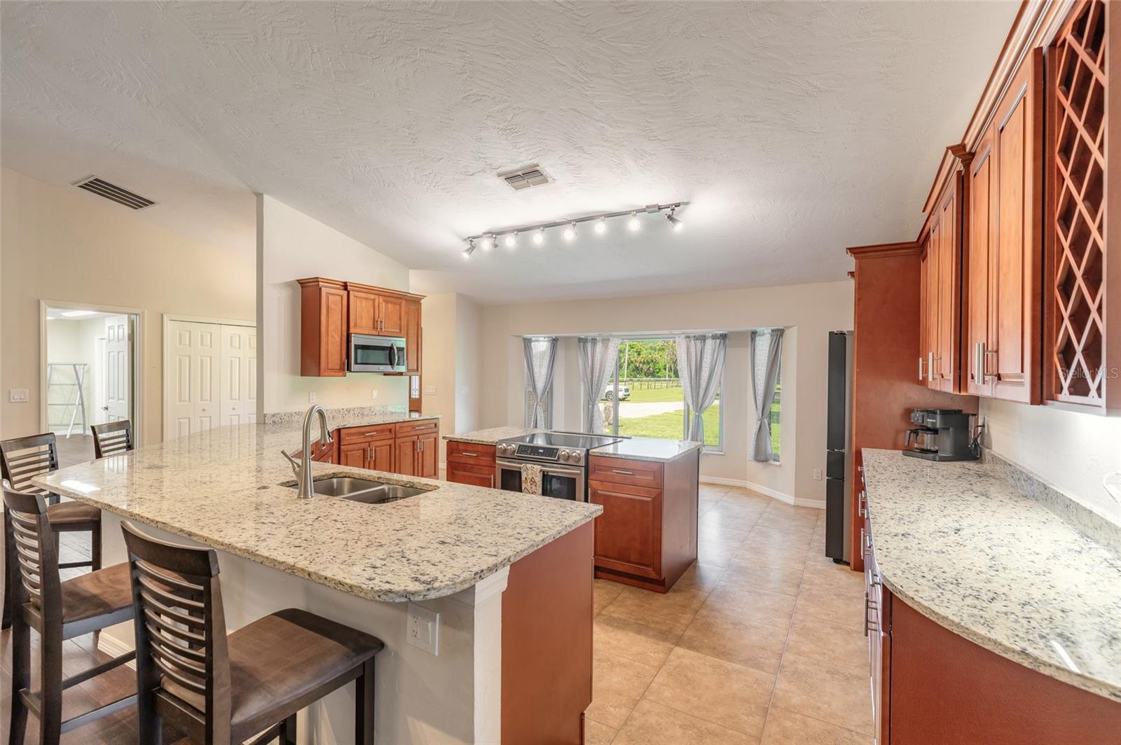 TURNBULL BAY ESTATE UNREC 906 - Residential