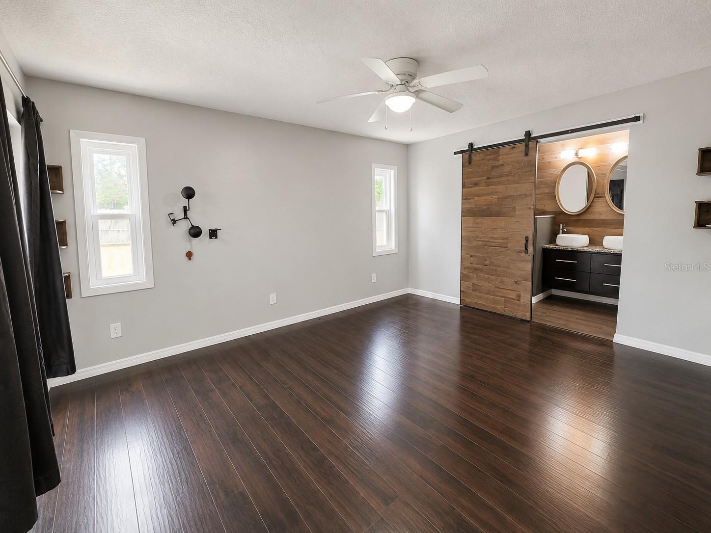DELTONA LAKES UN 11 - Residential