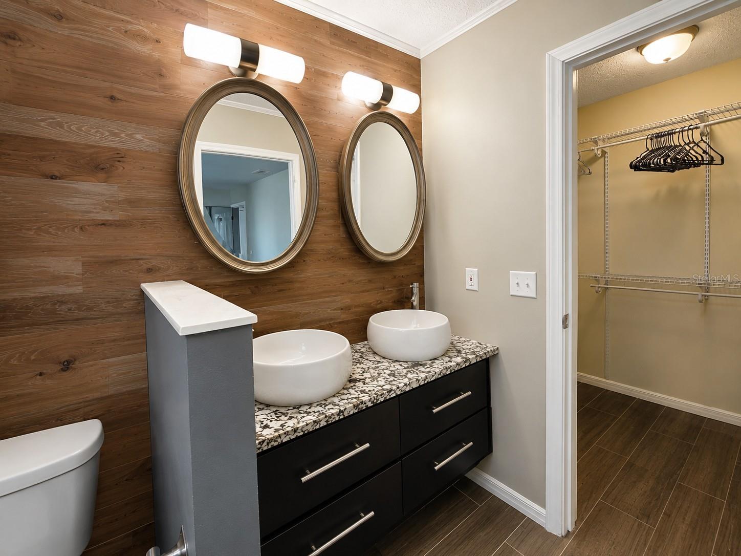 DELTONA LAKES UN 11 - Residential