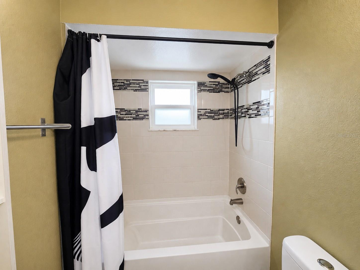 DELTONA LAKES UN 11 - Residential