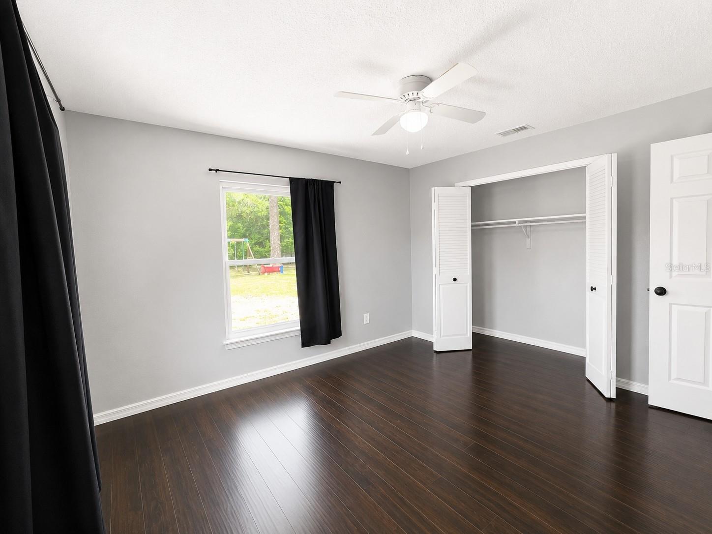 DELTONA LAKES UN 11 - Residential